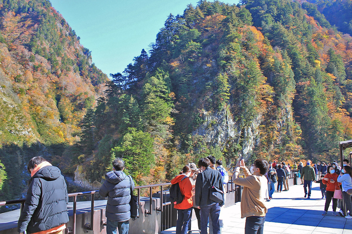 欅平駅屋上展望台